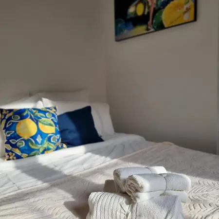 Centre Cosy And Spacious Apartment