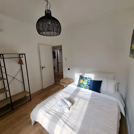 Centre Cosy And Spacious