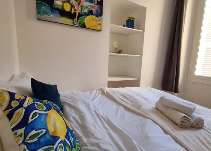 Appartement Centre Cosy And Spacious Menton